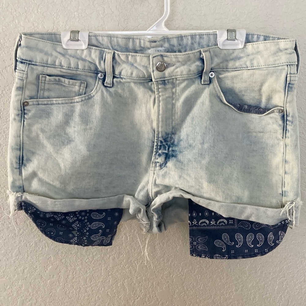 Old Navy High Rise OG Acid Wash Short